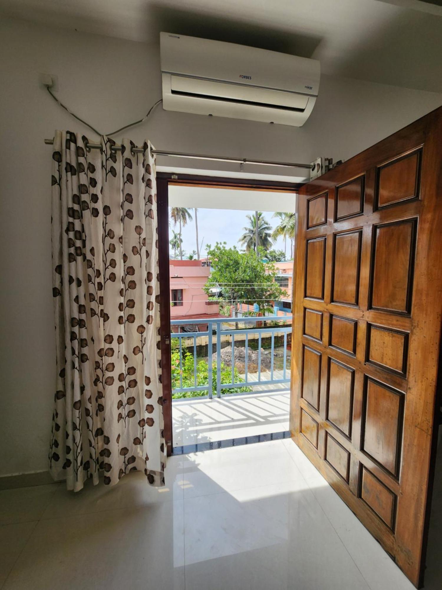 Happyhomes Homestay Thiruvananthapuram Екстер'єр фото